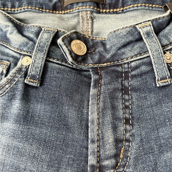 Silver Jeans Co. Women’s Tuesday Low Rise Slim Bootcut Jeans - Picture 8 of 11